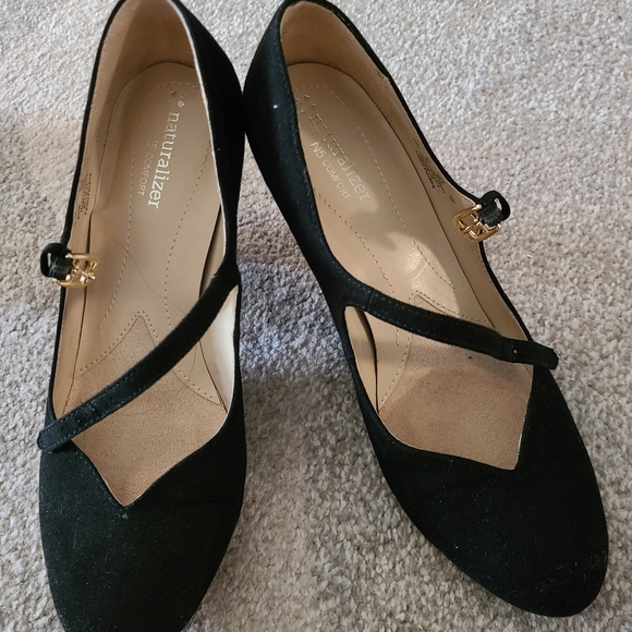Bundle of Vintage Style Heels/Flats (EUC)! - Picture 7 of 13